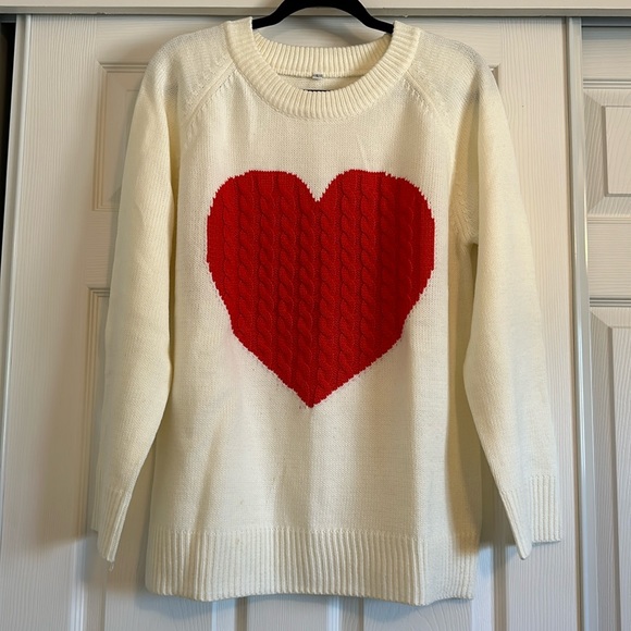Cream Red Heart Sweater, Size L - Picture 2 of 6